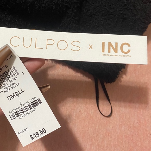 New black fuzzy bra - Picture 3 of 4